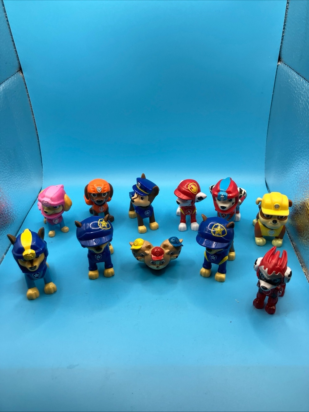Paw Patrol Figure Set with Blue, Red, Yellow, Pink and Orange Pups